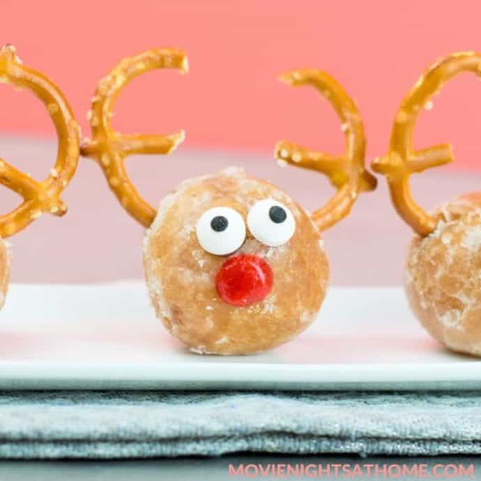 putting on the nose completes these cute Christmas treats!