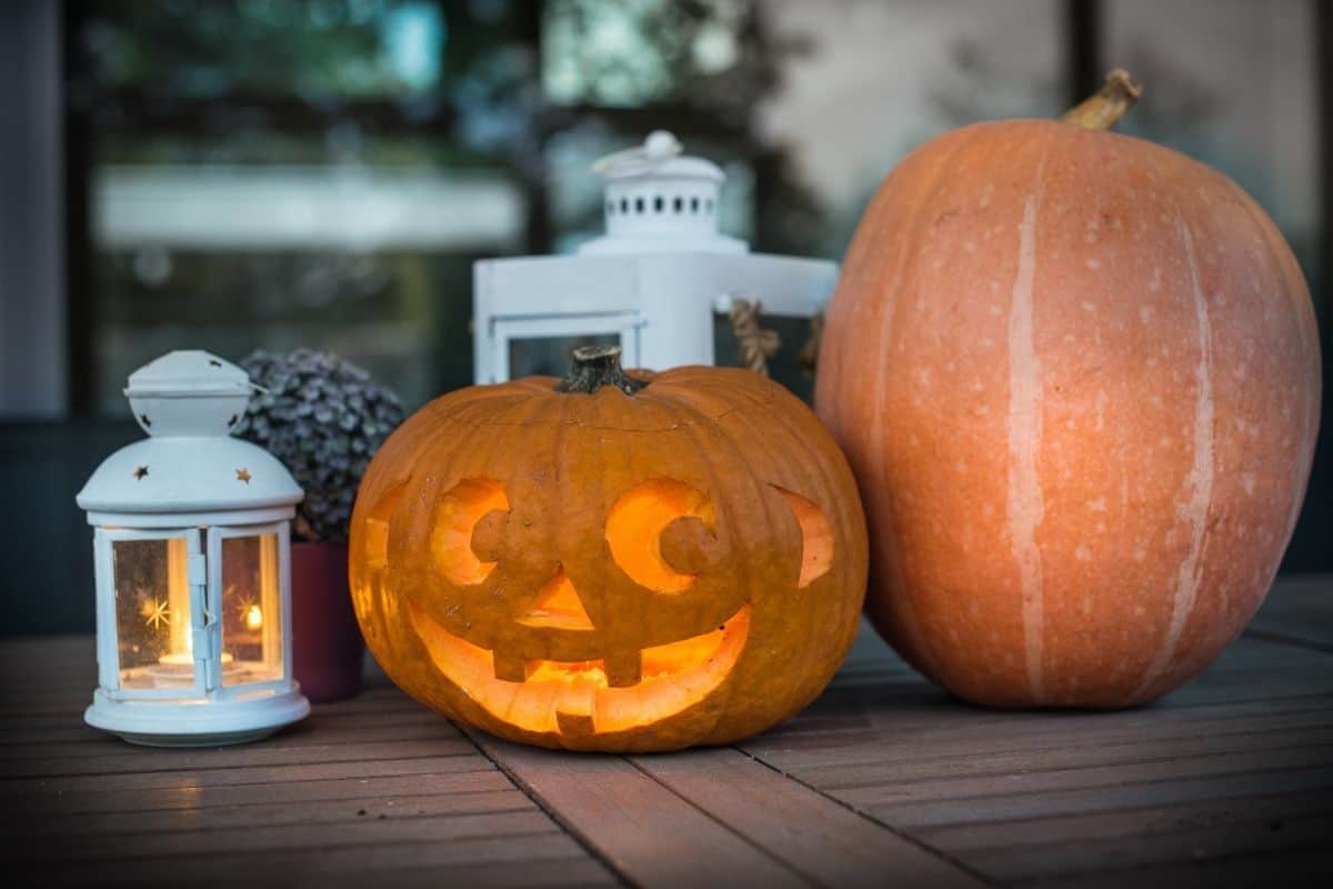 halloween porch decor