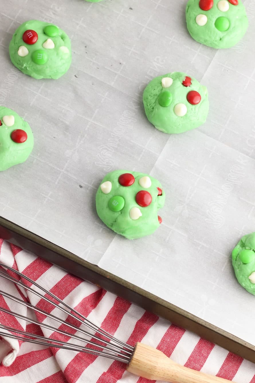 making Grinch Christmas Cookies