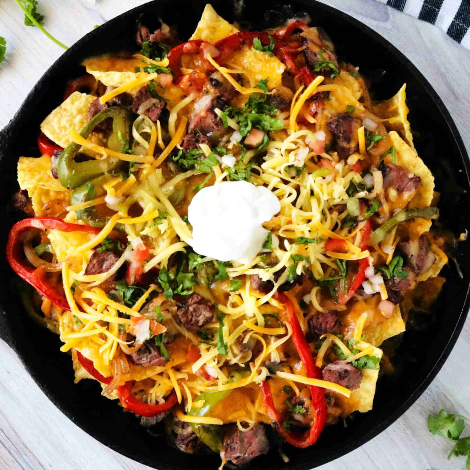 25 Easy & Fun Family Movie Night Dinner Ideas