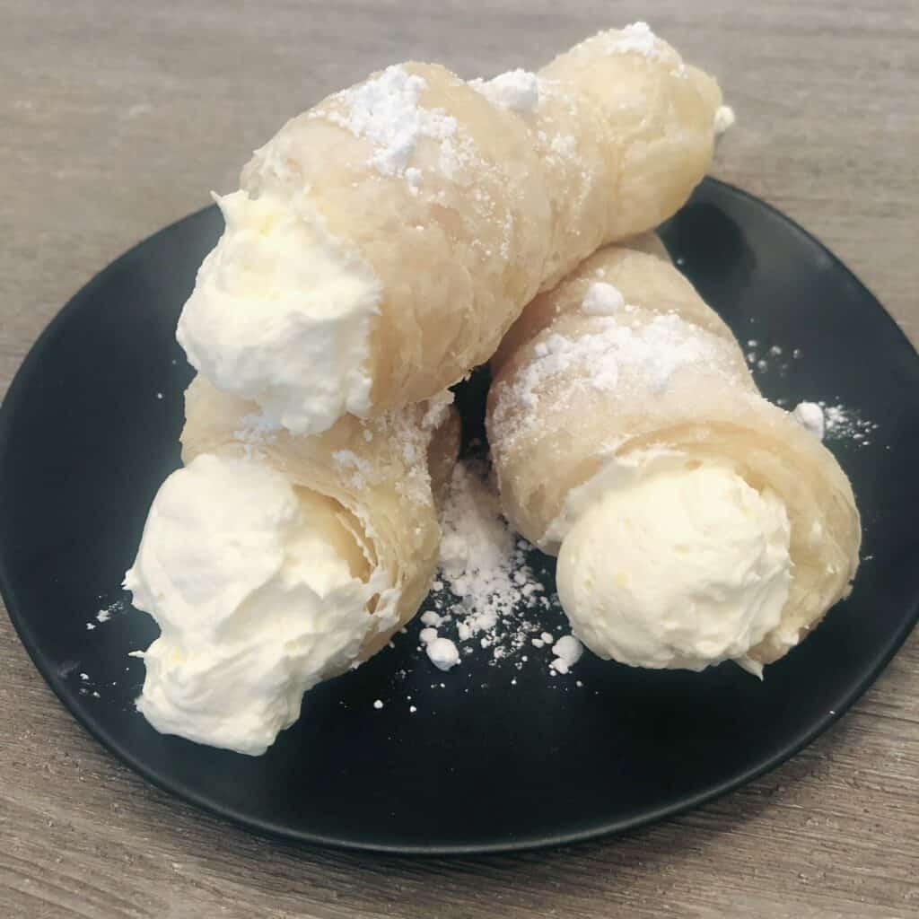 Hawaiian Cream Horns