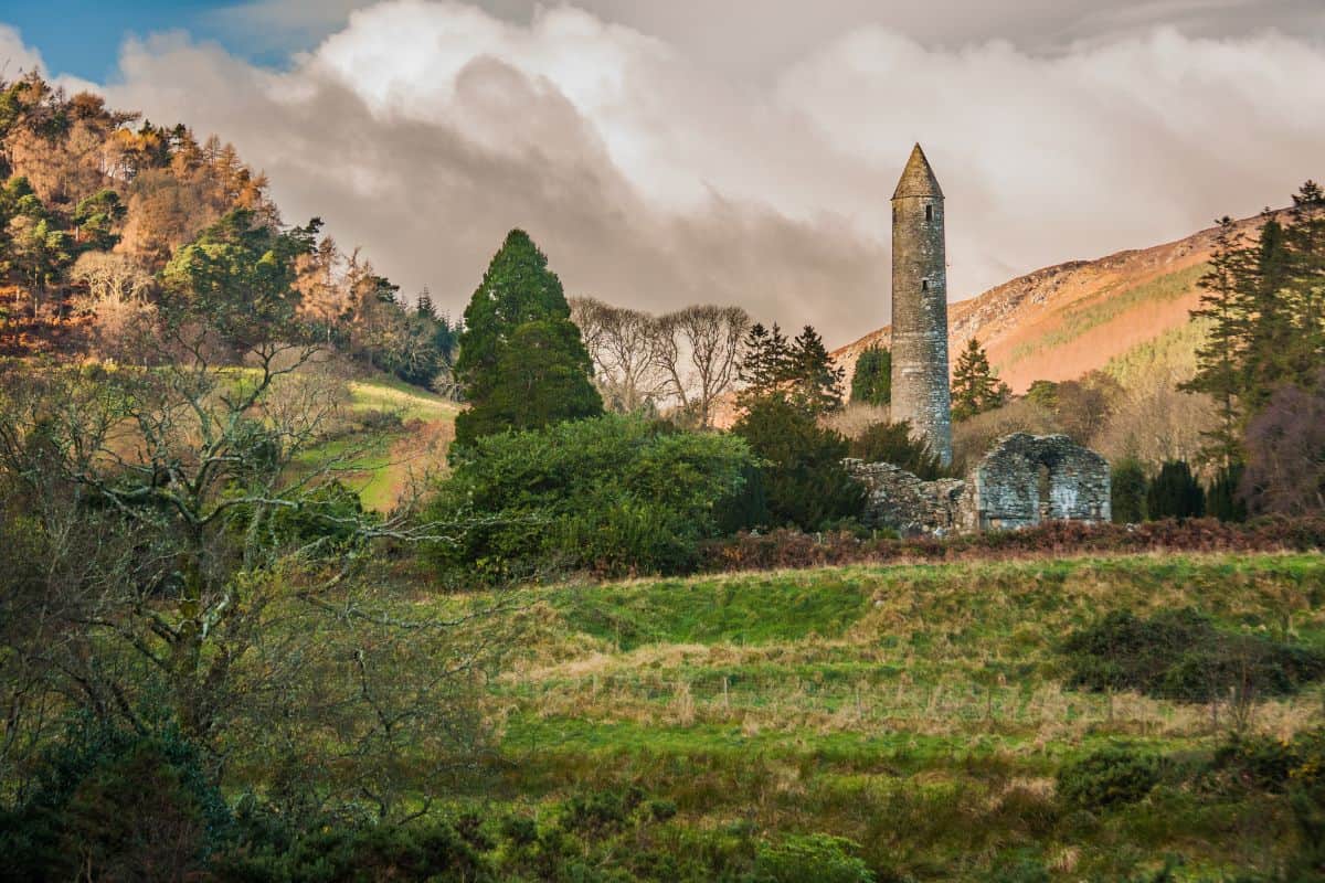 romantic Irish countryside